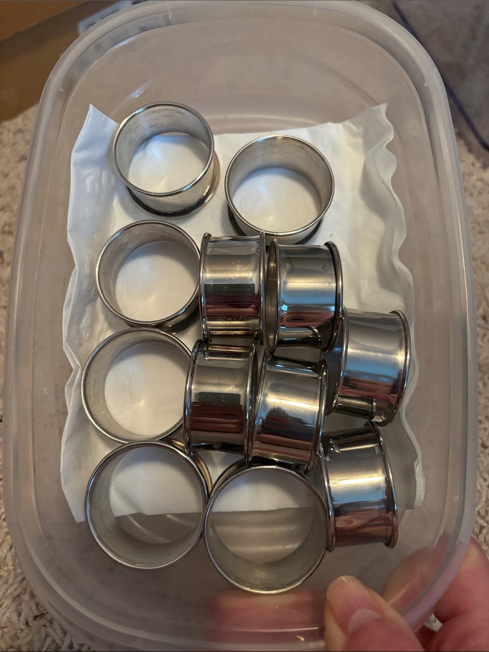 Set of Stainless Steel Napkin Rings - Shiny Silver
